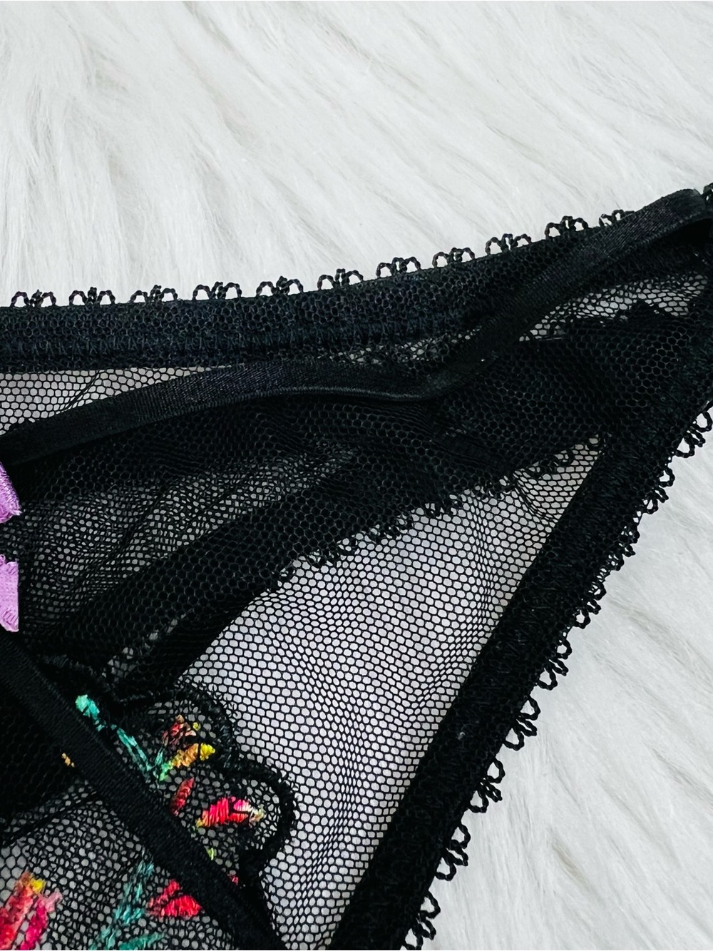 NWT! Dark Blossom Embroidery High-Leg Adjustable Thong Panty Sz L - Picture 6 of 9